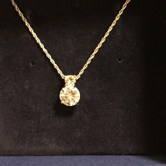 Attract Round White Rhodium Plating Necklace - Picture 5 of 6